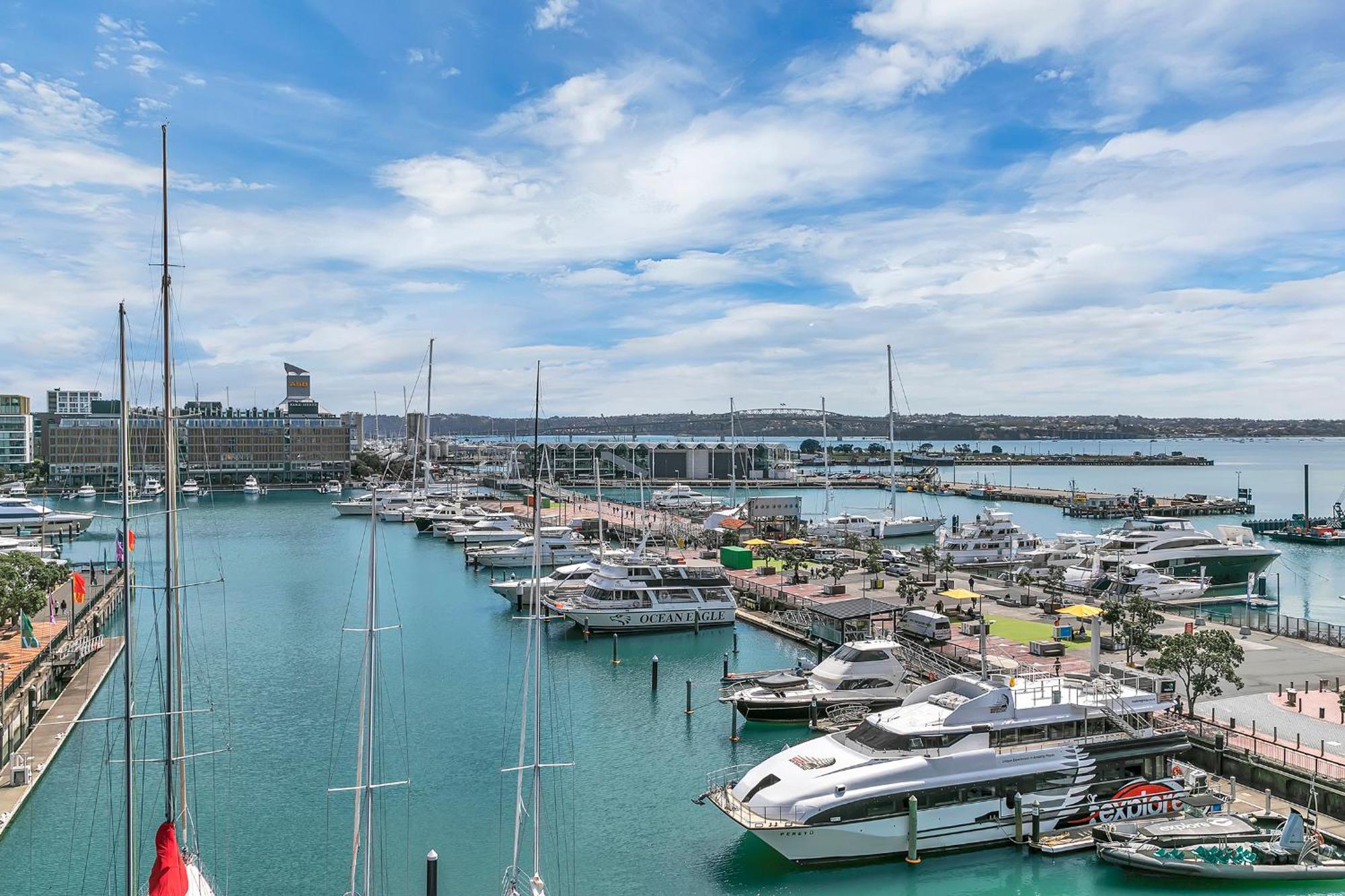 Exquisite Sun Soaked Corner Apartment Auckland Eksteriør billede