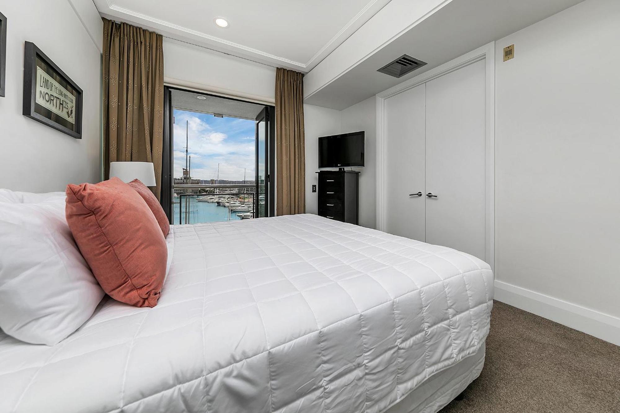Exquisite Sun Soaked Corner Apartment Auckland Eksteriør billede
